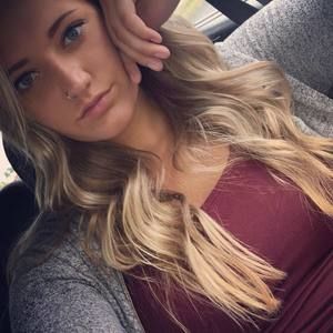 Meet your Posher, Marissa